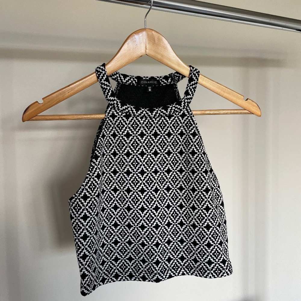 Dynamite Black and white patterned, high neck, sleeveless crop top, size small